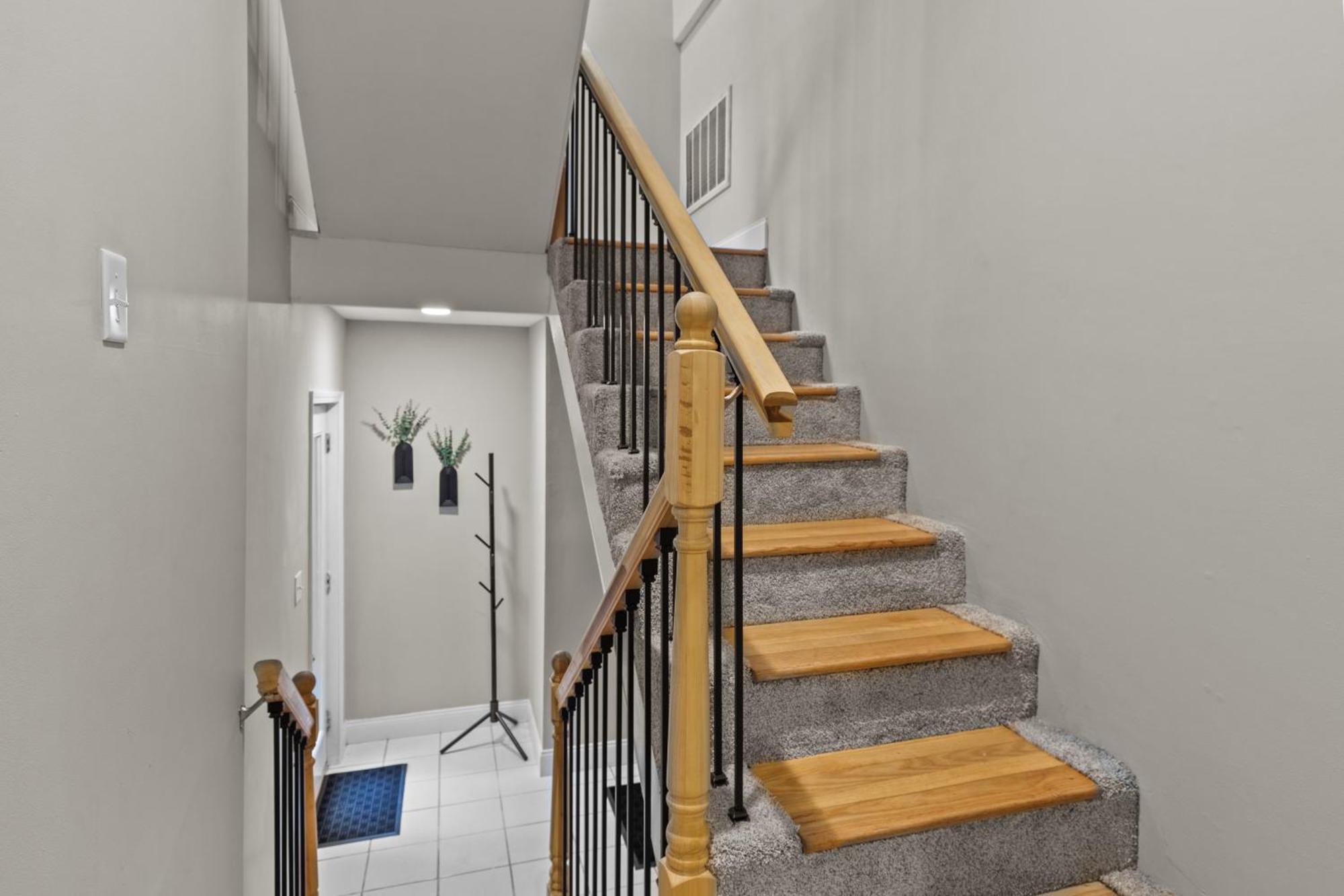 West End Whimsy | Jz Vacation Rentals Tower Grove Eksteriør billede