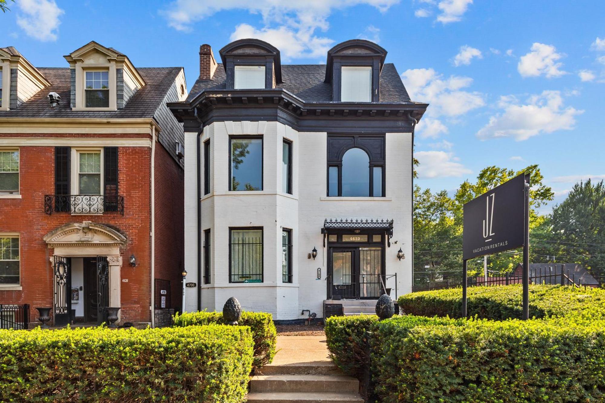 West End Whimsy | Jz Vacation Rentals Tower Grove Eksteriør billede