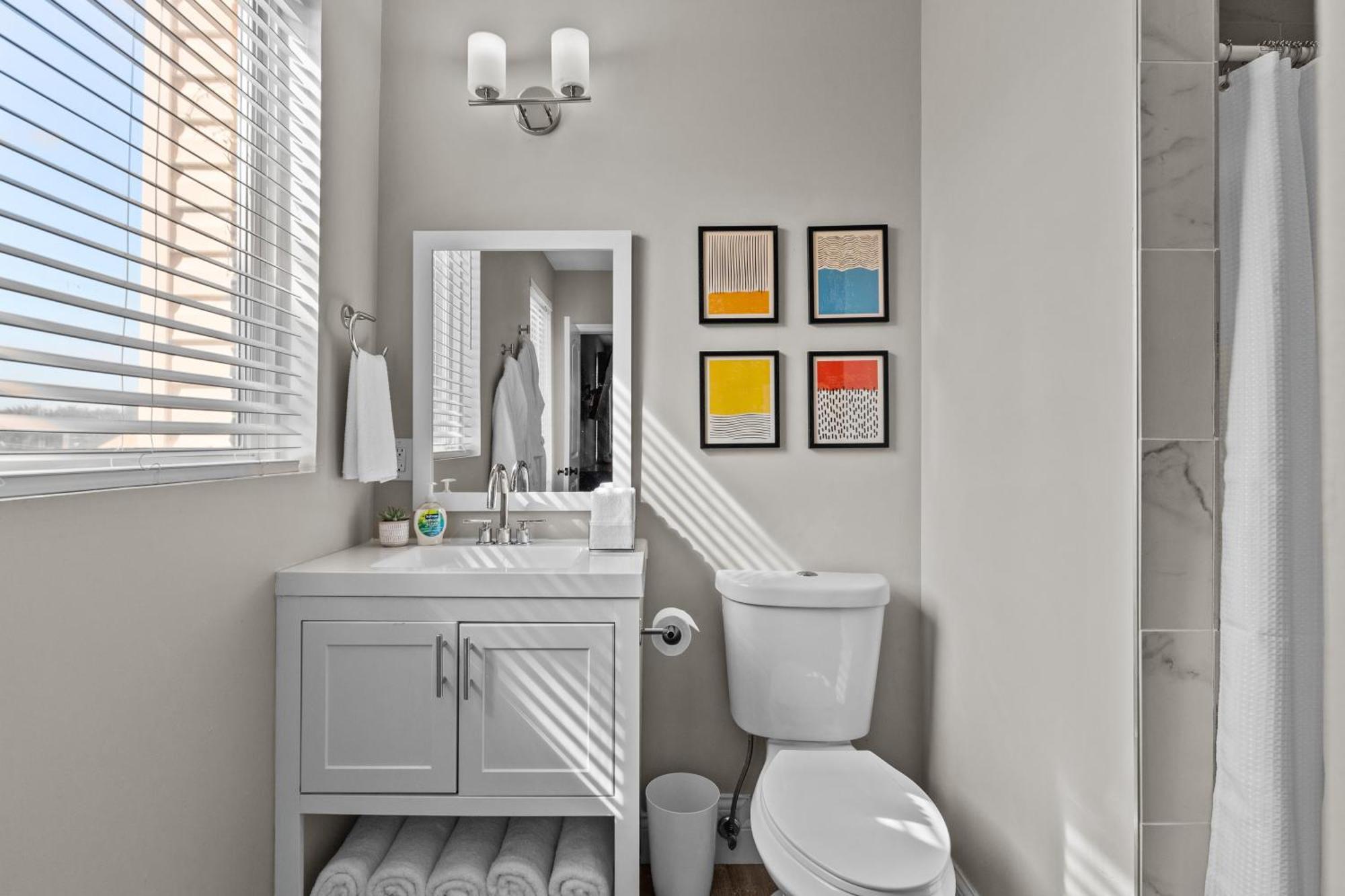 West End Whimsy | Jz Vacation Rentals Tower Grove Eksteriør billede